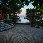 ナウティカル 4*