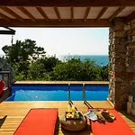 ホテル ナウティカル