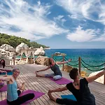 ナウティカル ホテル