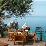 ナウティカル ホテル 4*