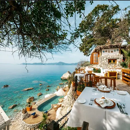 Nautical Ξενοδοχείο 4*