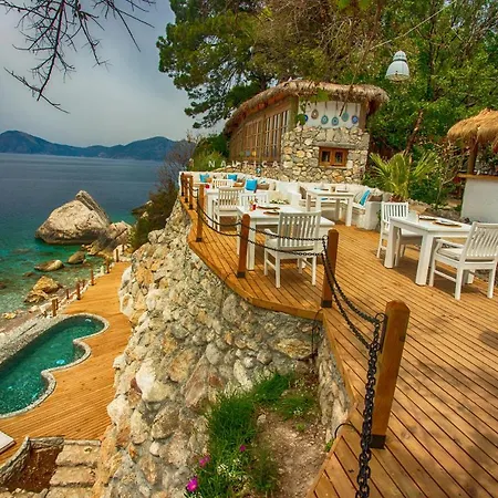 Hotel Nautical 4*