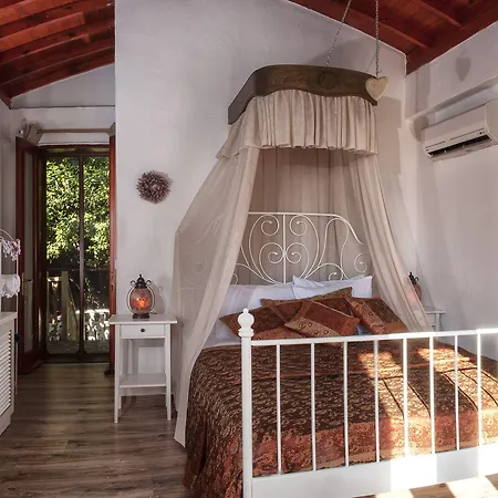 Hotel Nautical